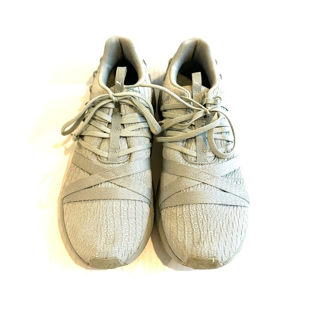 Puma Sneakers